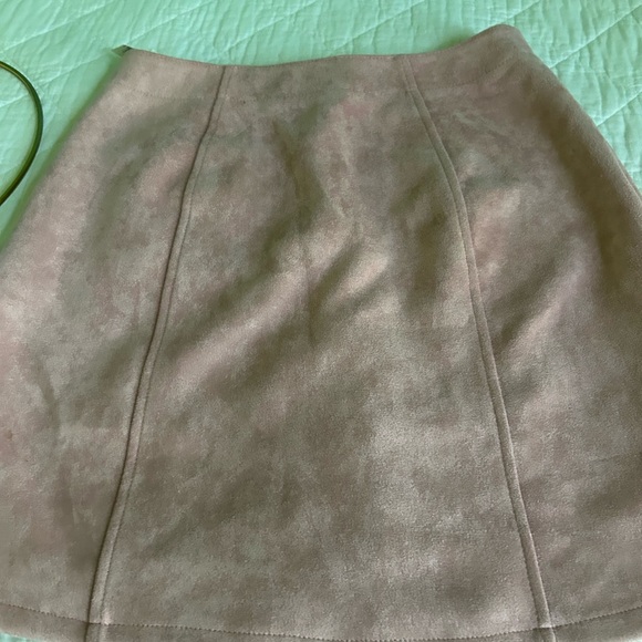 Limonata Retro Suede Like Mini Skirt - Picture 7 of 10
